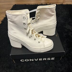 CONVERSE Chuck 70 de luxe heel hi top lace up shoes sneakers women’s 8.5 new